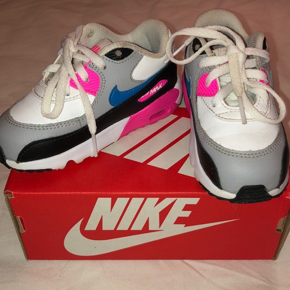 nike sportswear sandals